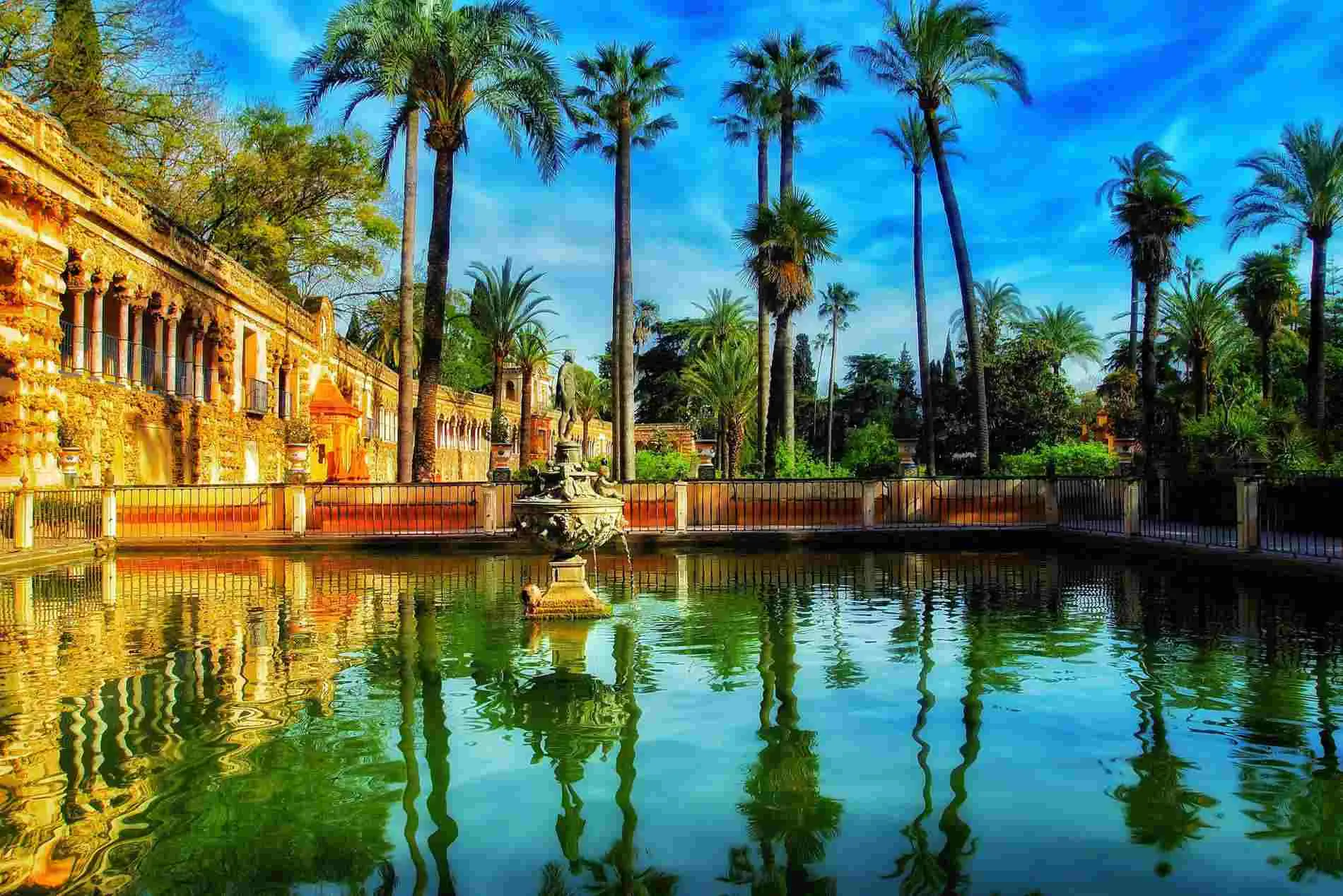 Stucco and pool reflective setting